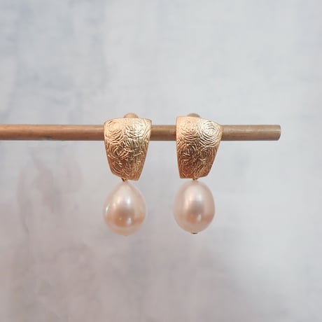 Drop Perl earring ＊White color＊E38