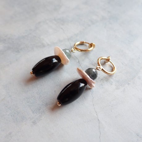 Eagle eye ×  onyx earring - E187