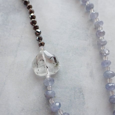 Tanzanite × Pyrite NC - N79