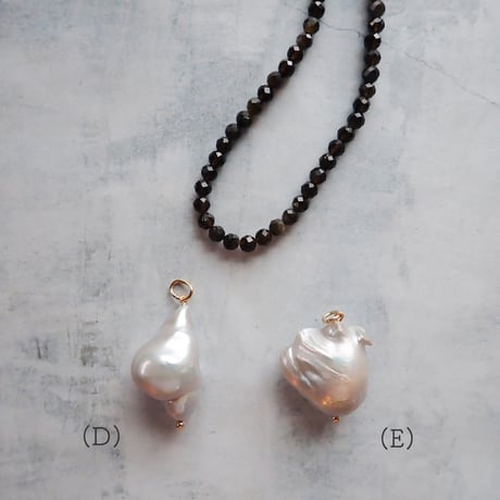 Baroque pearl × obsidian NC - N75