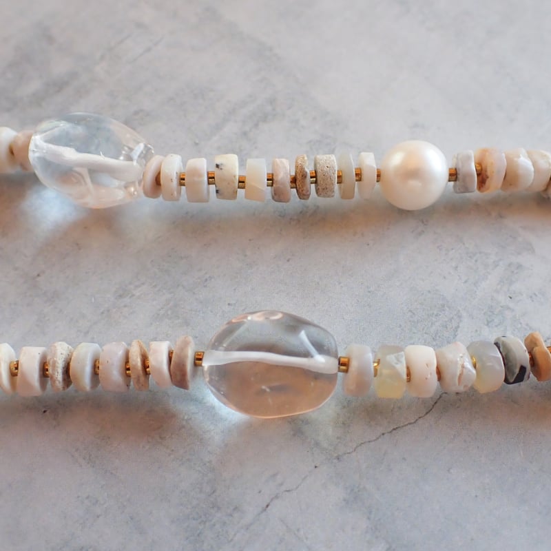 Crystal QTZ × Opal × Pearl Necklace - N52 | Solmia
