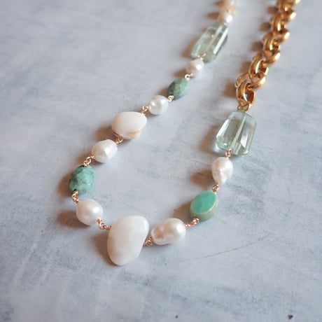 Green tone GD Toggle Necklace N24