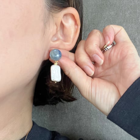 Kyanite × Rectangle FWP Earring- E195