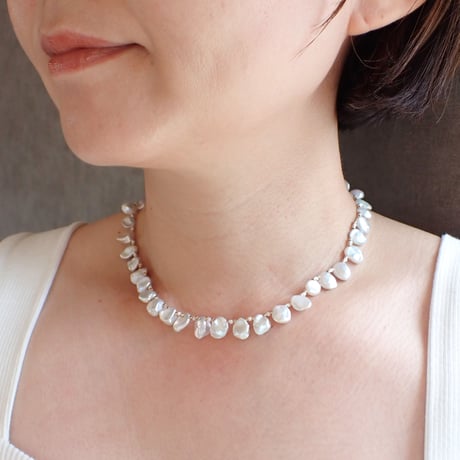 Frill Pearl Necklace- N40