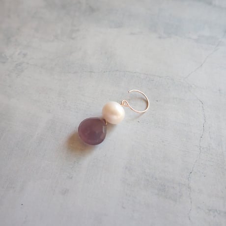 Pearl×Chalcedony Combi Earring E83