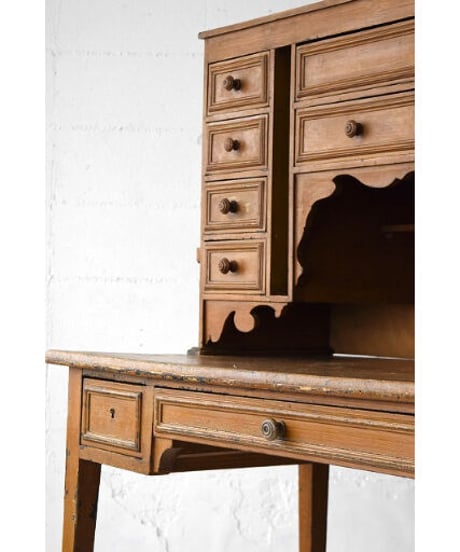 09-DS212030 Writing desk graining paint