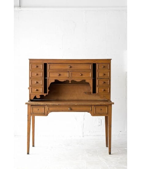 09-DS212030 Writing desk graining paint