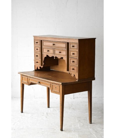 09-DS212030 Writing desk graining paint