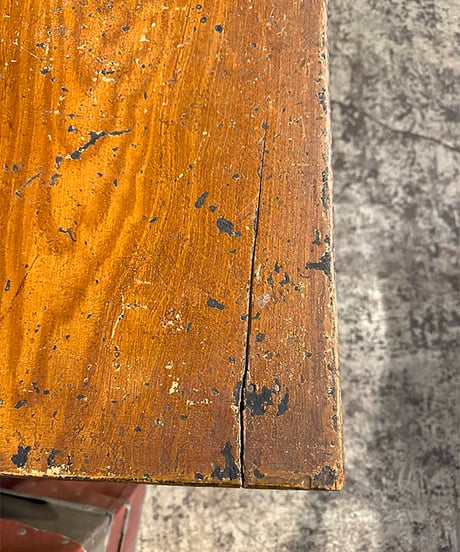 09-DS212030 Writing desk graining paint