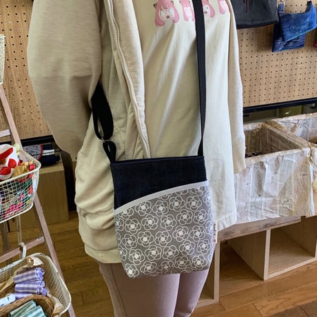 ポケットポシェット