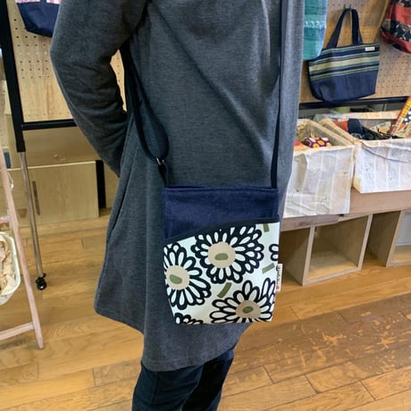 ポケットポシェット