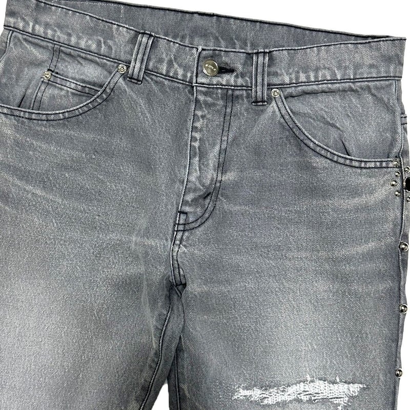 STUDS DAMAGED DENIM PANTS / BLACK | SKINS ONLIN