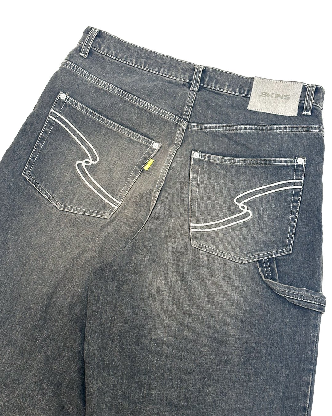 BUGGY DENIM PANTS / BLACK | SKINS ONLINE STORE BUGGY DENIM PANTS / BLACK | SKINS ONLINE STORE
