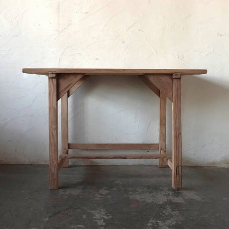 テーブル　作業台