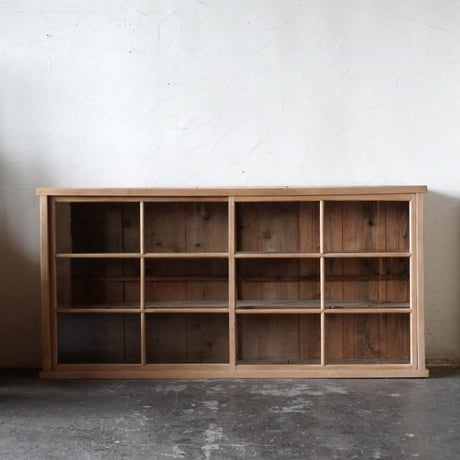 ガラス戸棚　カウンター