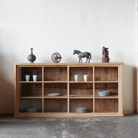 ガラス戸棚　カウンター