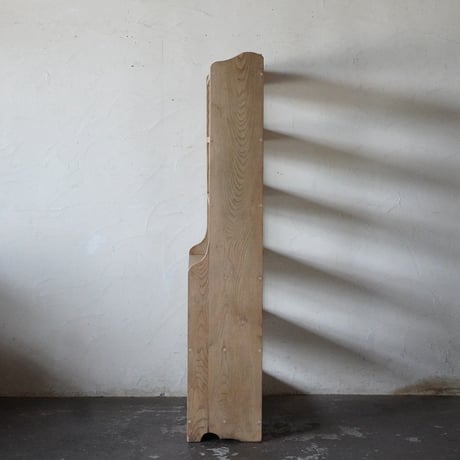 本棚　栓