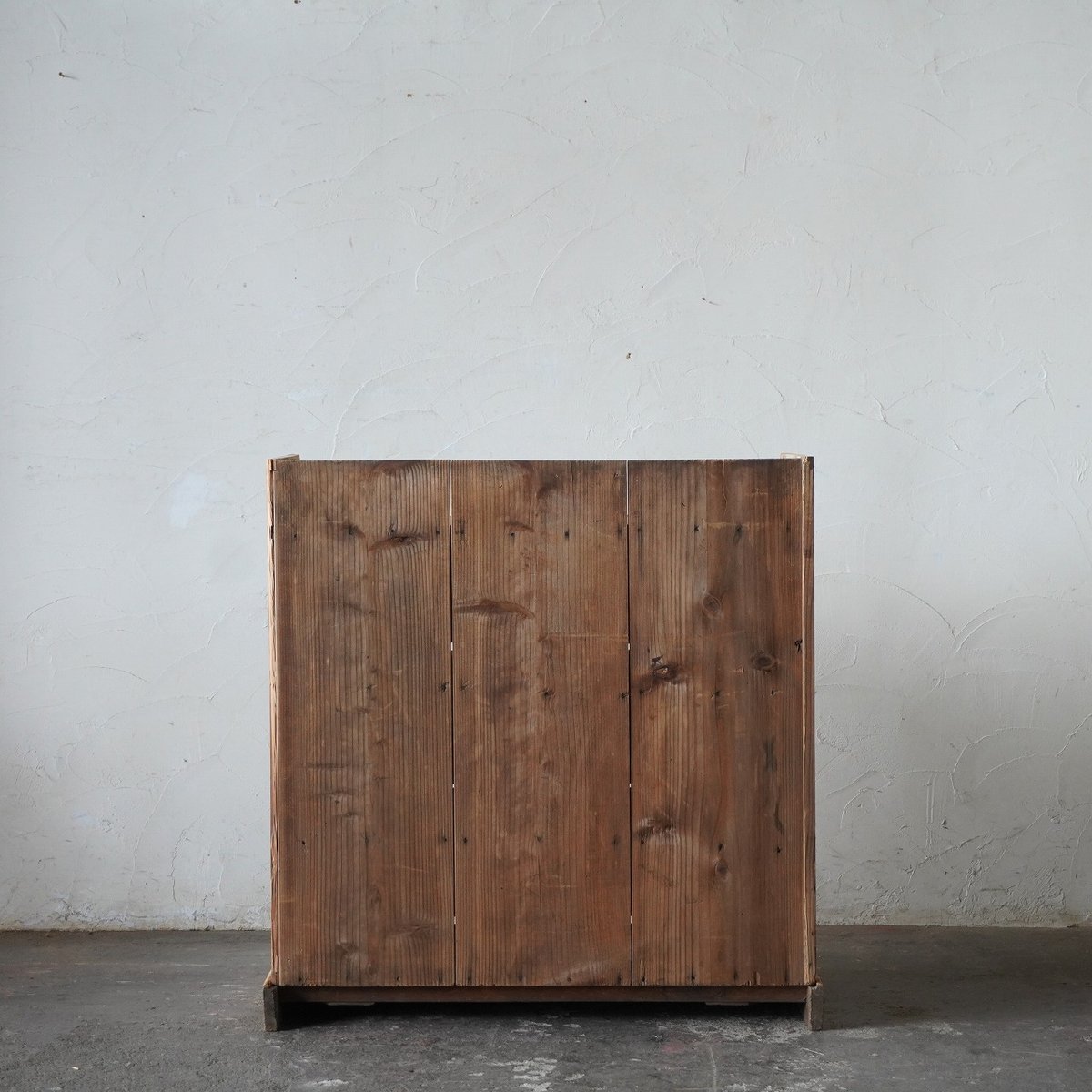 パタパタ扉 | DEMODE FUKUNAKA