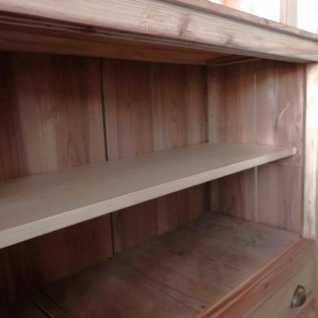 【お取り置き中】ガラス戸棚