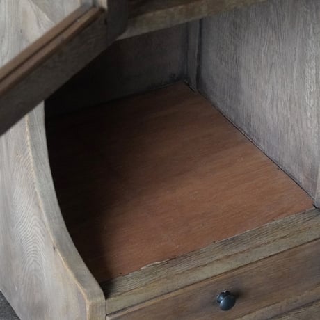 ガラス扉棚　楢