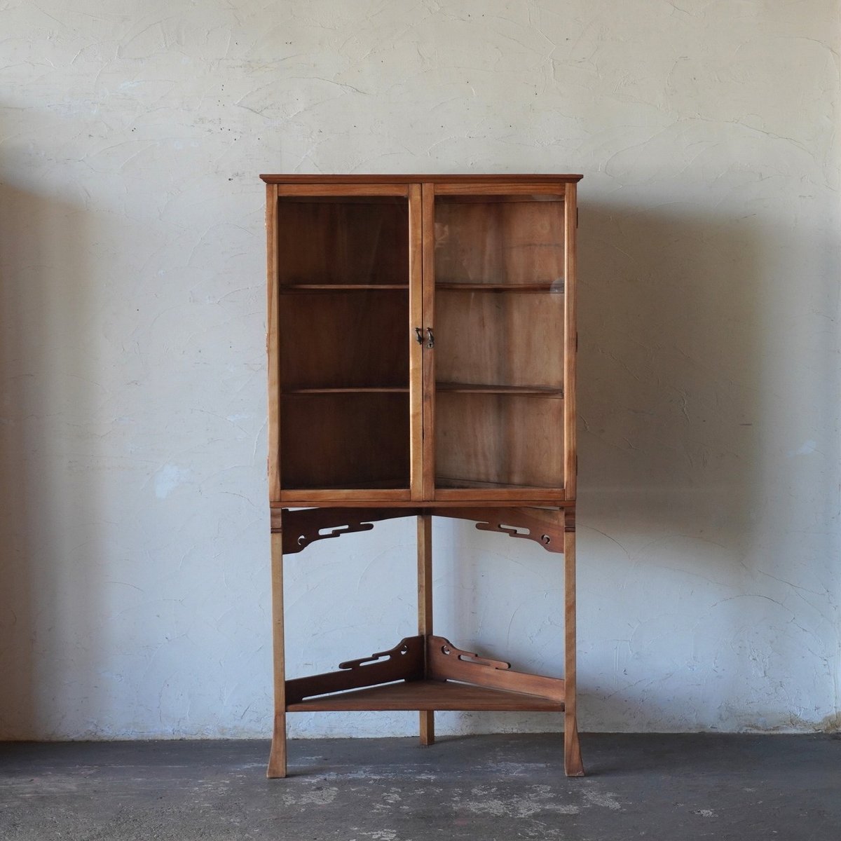 コーナーラック | DEMODE FUKUNAKA