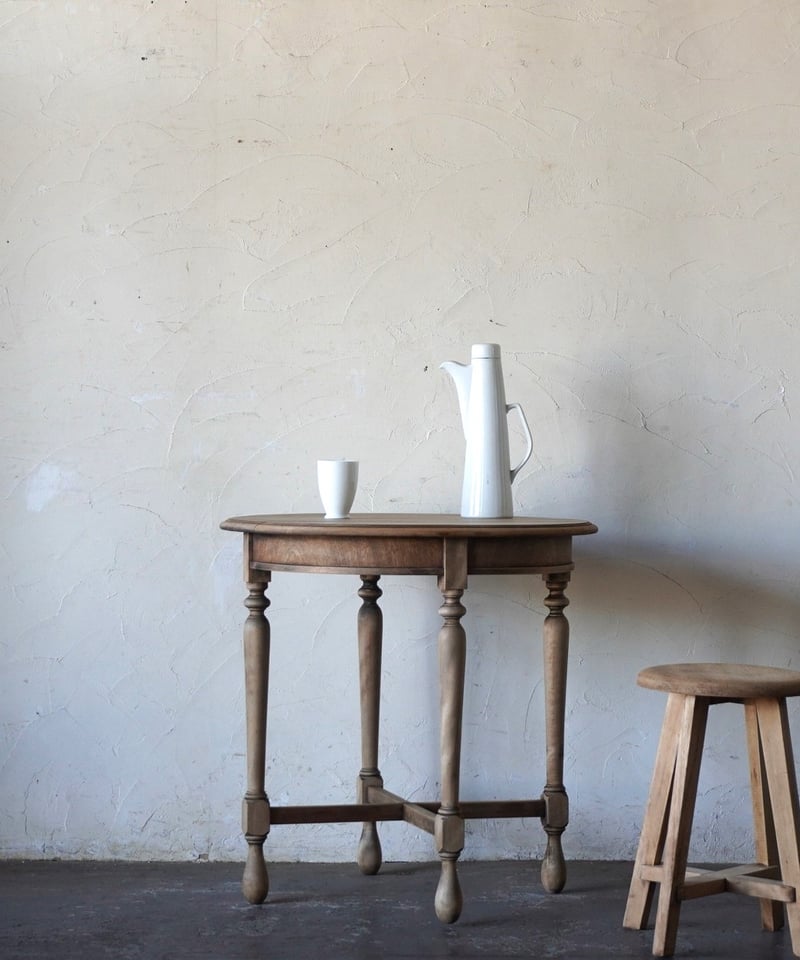 丸テーブル | DEMODE FUKUNAKA