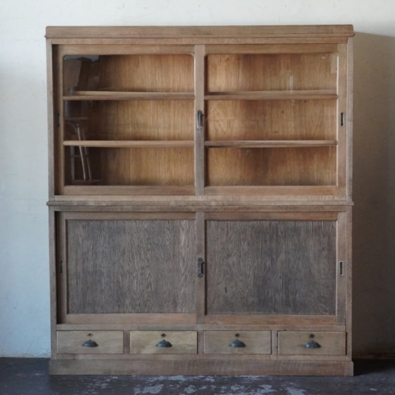 大きなガラス戸棚 楢 | DEMODE FUKUNAKA