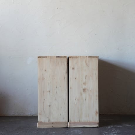 ガラス戸棚　2set