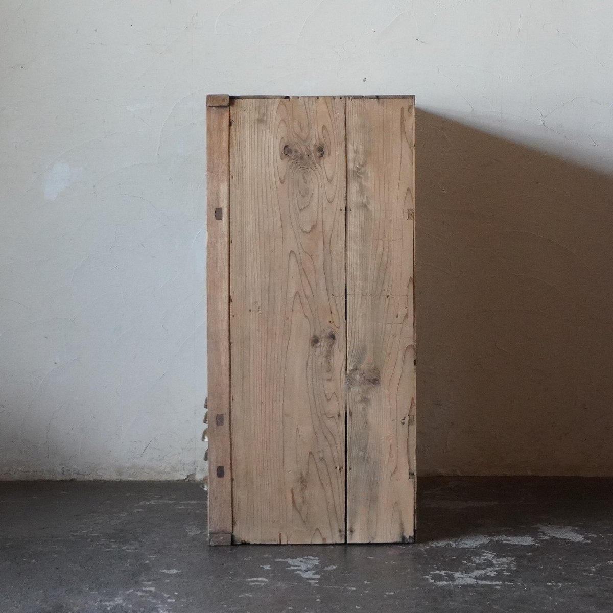 ガラス戸棚 欅 | DEMODE FUKUNAKA