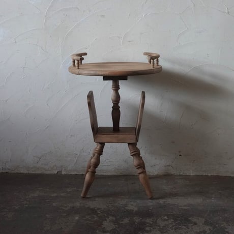 マガジンラック付サイドテーブル