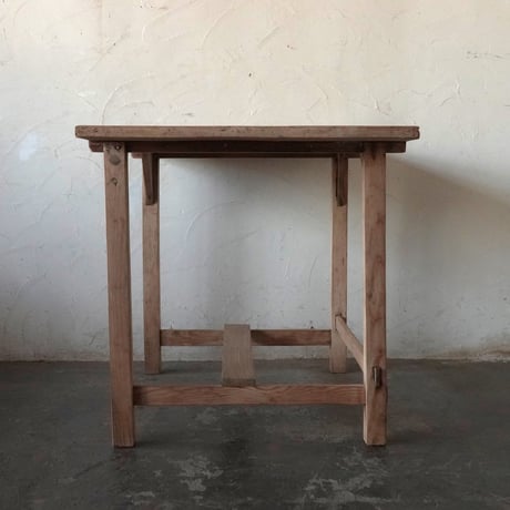 テーブル　作業台