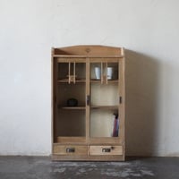 ガラス戸棚　栓　象嵌