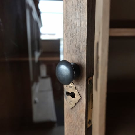 本棚　象嵌