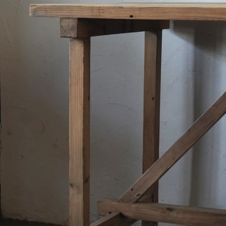 テーブル