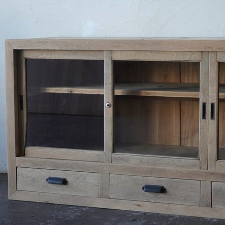 ガラス戸棚　楢