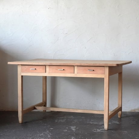 ディスプレイテーブル　DEMODE ディスプレイテーブル DEMODE アパレルディスプレイテーブル オーク材