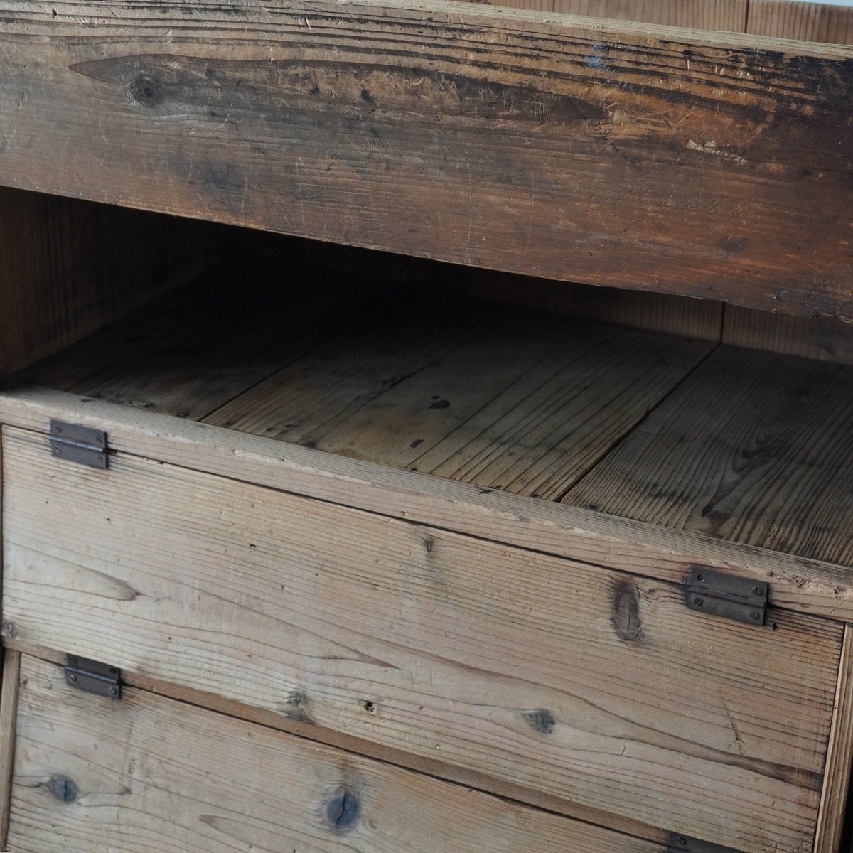 パタパタ扉 | DEMODE FUKUNAKA