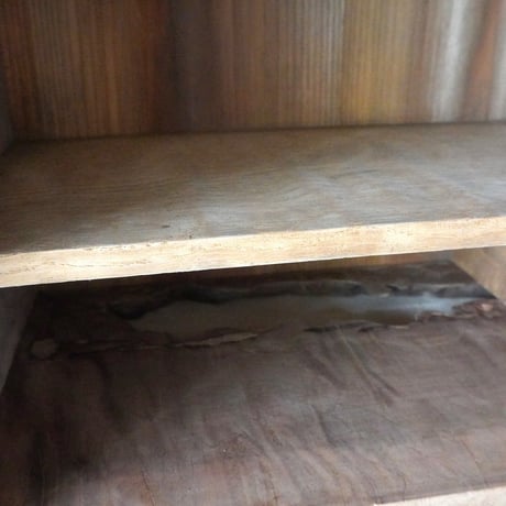 飾り棚　楢　黒柿