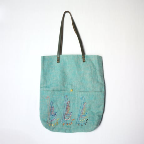 【個性的】シュールなイラスト刺繍トートバッグ エイブルアート
