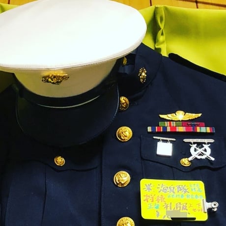 一点物、本物米海兵隊将校用儀礼服の上下セットです。（制帽は参考出展）