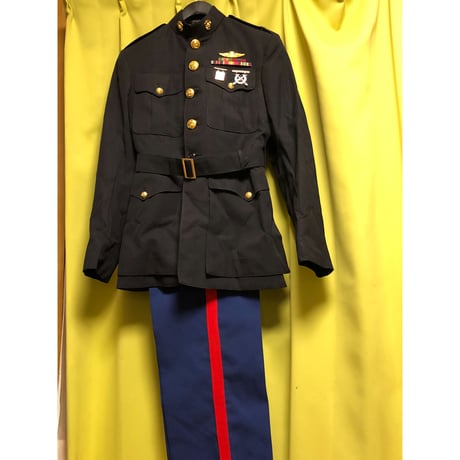 一点物、本物米海兵隊将校用儀礼服の上下セットです。（制帽は参考出展）