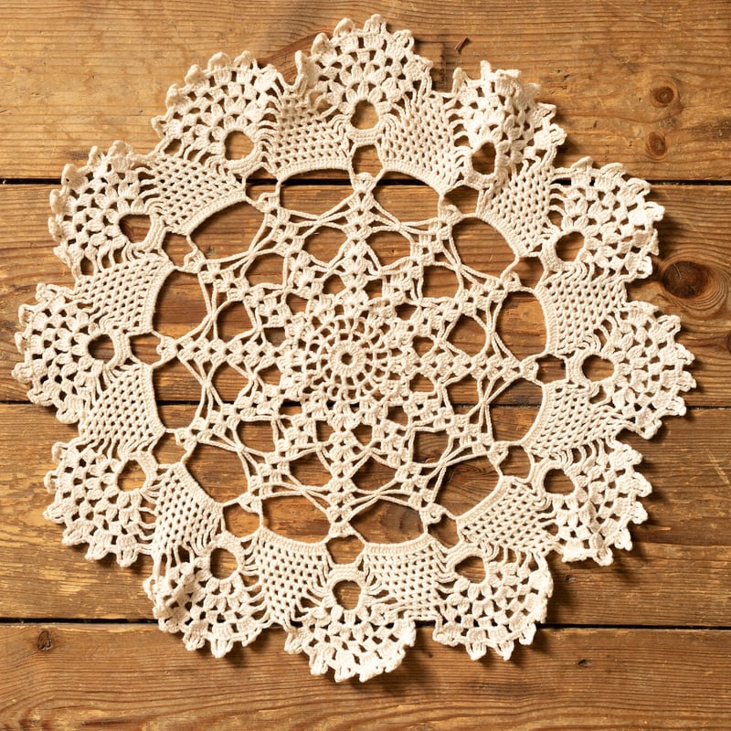 花モチーフ　ドイリー　マルチカバー  目隠しカバー 花モチーフドイリーマルチカバー 目隠しカバー