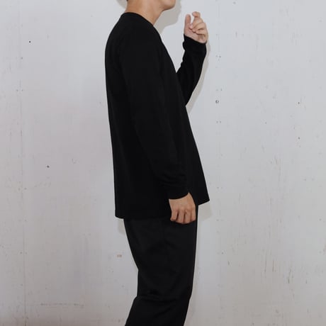 5.6oz logo long sleeve T-shirt