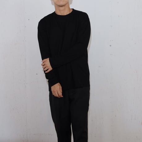 5.6oz logo long sleeve T-shirt