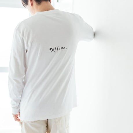 5.6oz logo long sleeve T-shirt