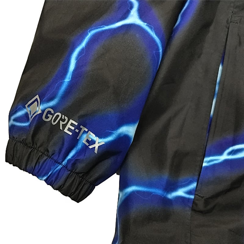 VOLCOM フード付きジャケット 黒と青 CATEGORY VOLCOM ボルコム ヴォルコム | THE ITAYA