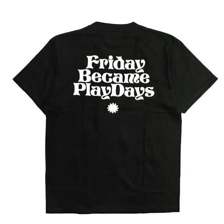 SALE PLAYDESIGN Tシャツ　PO1 FRIDAY BECAME PLAYDAYS TEE （BLACK） 半袖 メンズ コラボ プレイ プレイデザイン