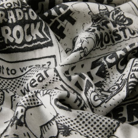 POLAR SKATE CO ブランケット ポーラー　Picnic Blanket Newspaper （White / Black）