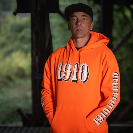 1910 9teenten パーカー　1910 OG Font Pullover Fleece （ORANGE） MS124FPU114 フードスウェット ナインティーン テン