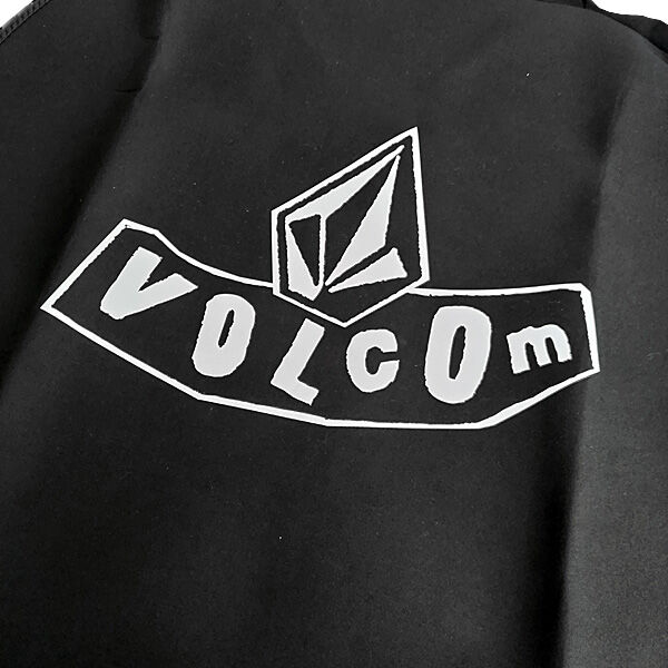 訳ありOUTLET SALE” VOLCOM ボルコム 車用シートカバー VOLCOM PI